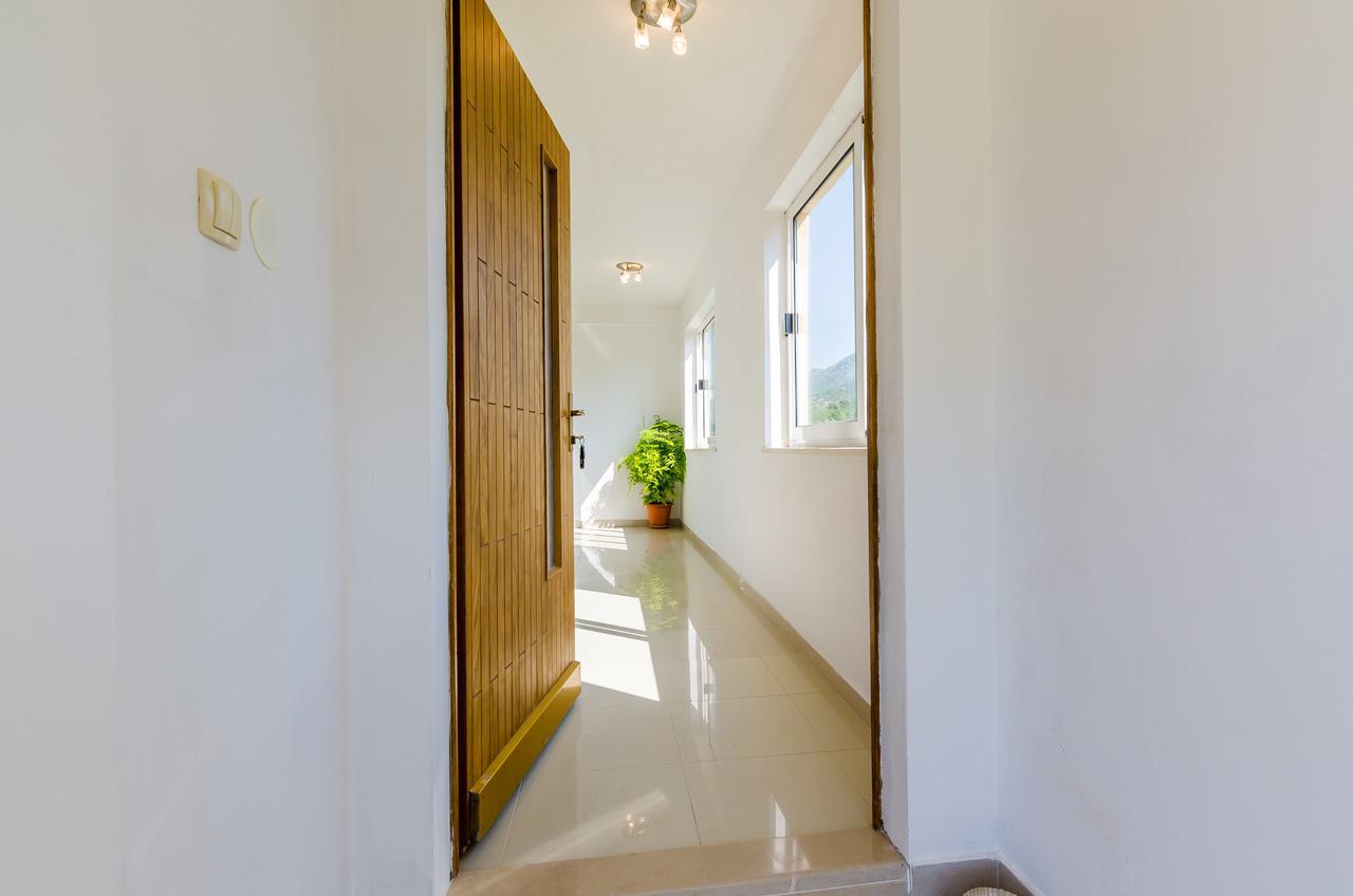 Apartment & Rooms Mazdin Banići Eksteriør bilde